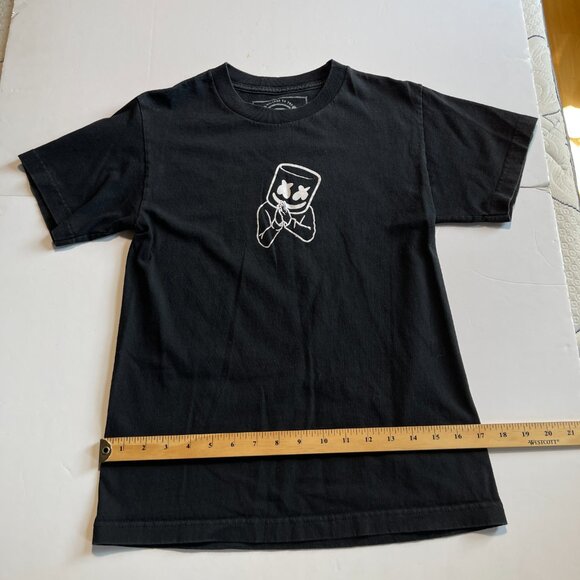 Official Mellogang Black & Red 'Mello Made Me Do It' Graphic T-Shirt - Picture 6 of 8